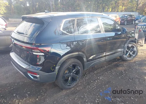 2025 Volkswagen Taos 1.5T Sel z USA, uszkodzony, nr VIN 3VV4C7B2XSM050860